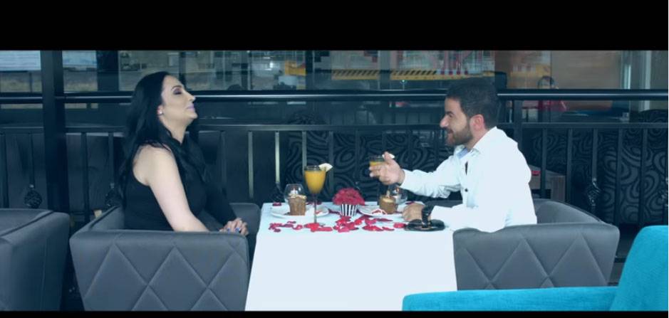بالفيديو  نبيل الوراق يقدم الطرب  