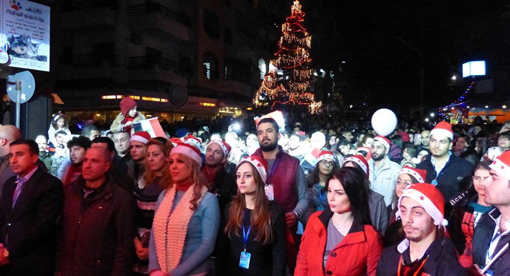 شاهد...كيف أصبح العيد في اللاذقية بعد النجاحات الميدانية الأخيرة