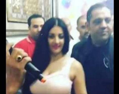 بالفيديو - شاهد: فضيحه احمد شيبه و صافيناز يوم عيد ميلادها