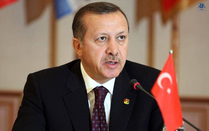 رفض تقديم الشاي لاردوغان فأنزل عليه أشد العقاب!