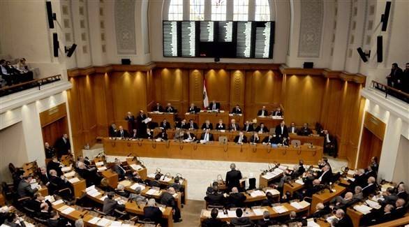 بعدما كاد يغفو.. النُّعاس لم يكن حكراً على الحريري