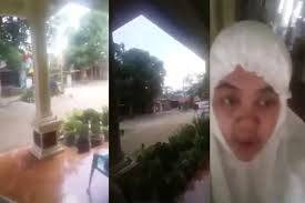 ‏خادمة اسيوية تصور منزلها الذي بنته من رواتبها في السعودية وترسل المقطع لكفيلها