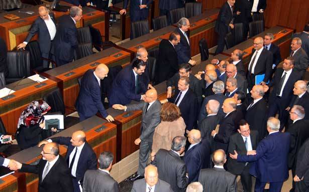 مجلس النواب يمنح الحكومة الثقة ... والمعارضون 4 وواحد مُمتنع