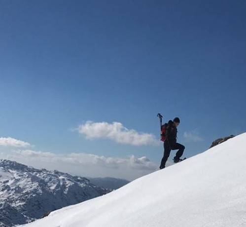 بالصور: وزير الخارجية والمغتربين جبران باسيل يقضي أوقاتًا ممتعة على الثلج.. مع من؟