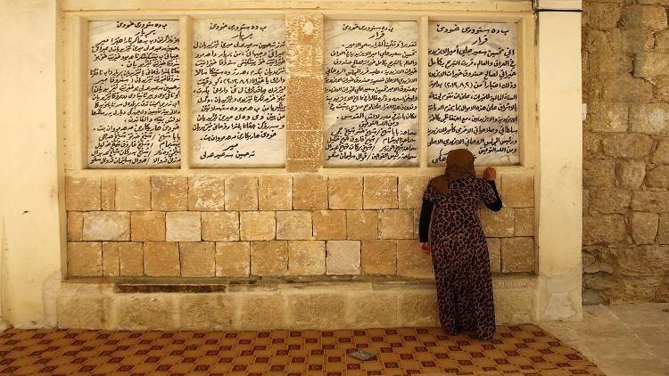 فارّة من «داعش» تكشف أسرارهم!