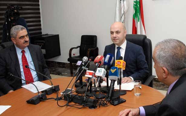 أعلن عن تراكم مُستحقات المستوردين لدى «الصحّة»
حاصباني : نسعى لحلّ أزمة أدوية الأمراض
المزمنة بعد توقف التجّار عن تسليمها