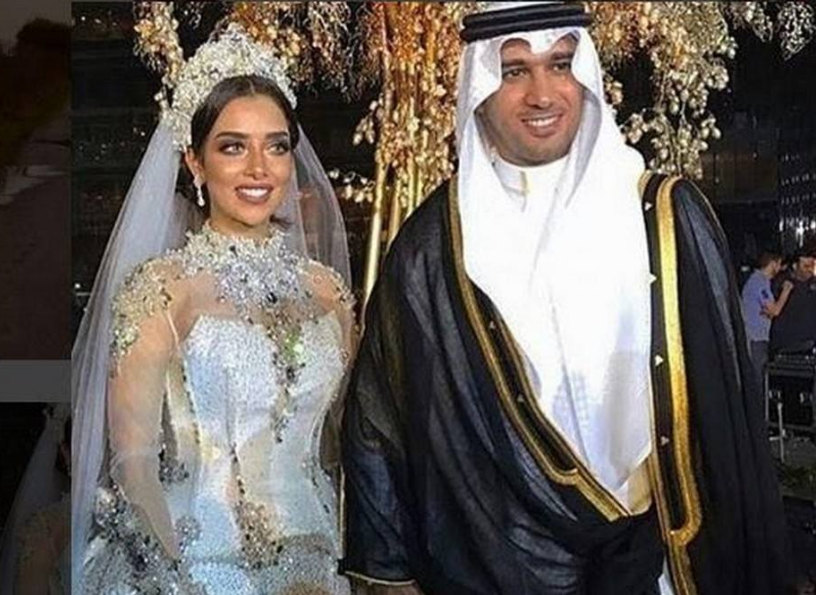 بالفيديو - لحظة سقوط فستان زفاف بلقيس وكيف تصرفت!