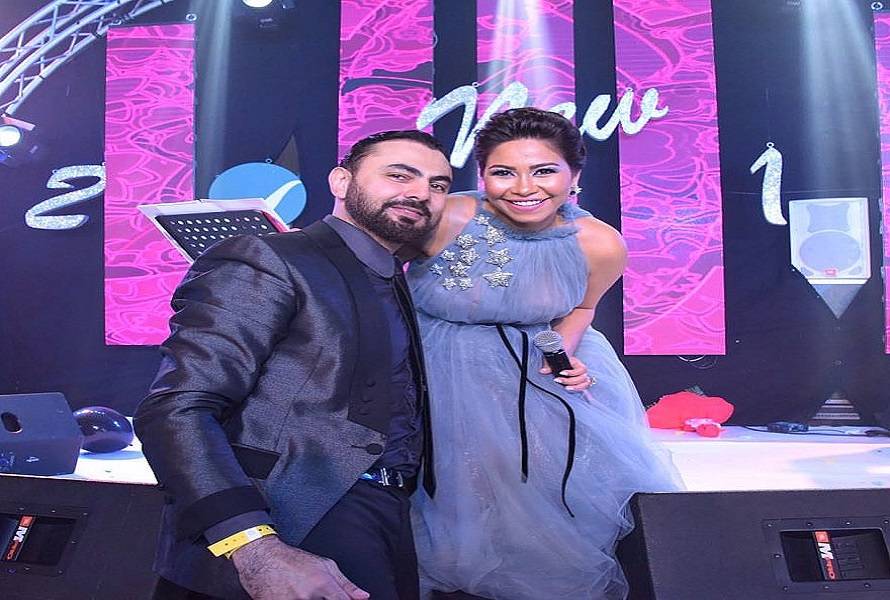 فيديو- شاهدوا ماذا فعلت شيرين عبد الوهاب عندما أفزعها محمد كريم