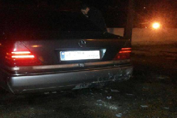 بالصور.. القاء قنبلتين على منزل رئيس بلدية بزال والاضرار مادية