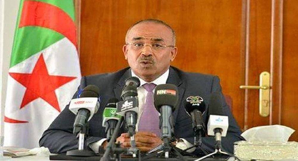 وزير الداخلية الجزائري يتوعد برد قوي لمن يحاول زرع الفتنة