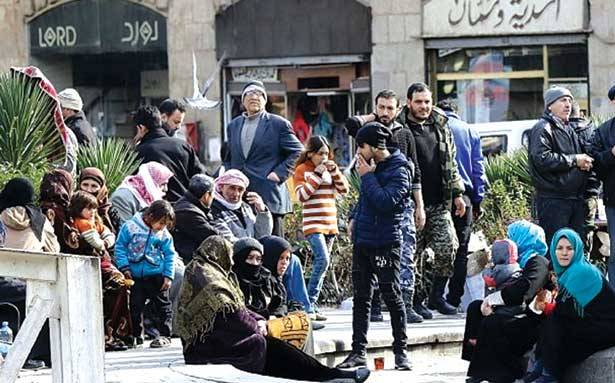 ولايتي : حزب الله باق في سوريا