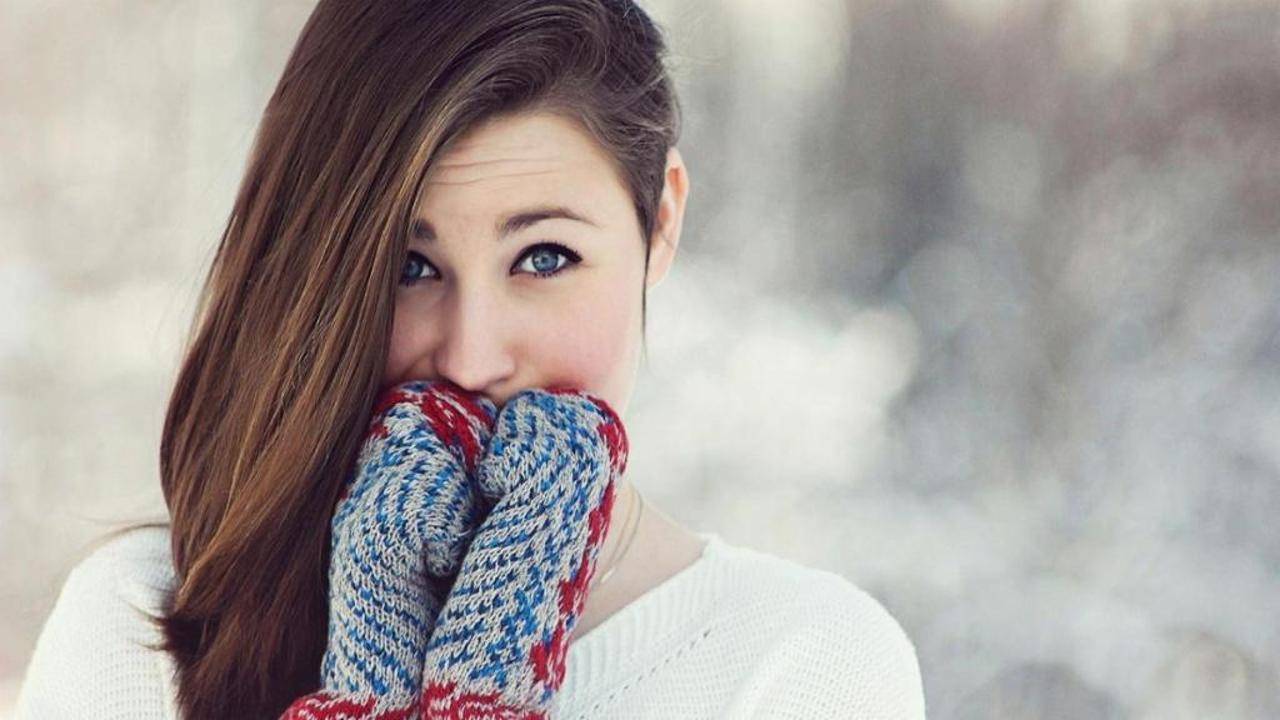 لأسباب خاصة.. النساء يشعرن بالبرد أكثر من الرجال!