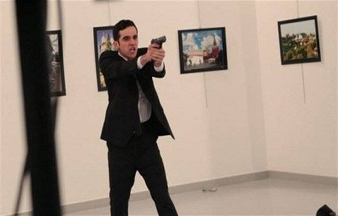 إعتقال 5 أشخاص بتركيا في قضية اغتيال السفير الروسي