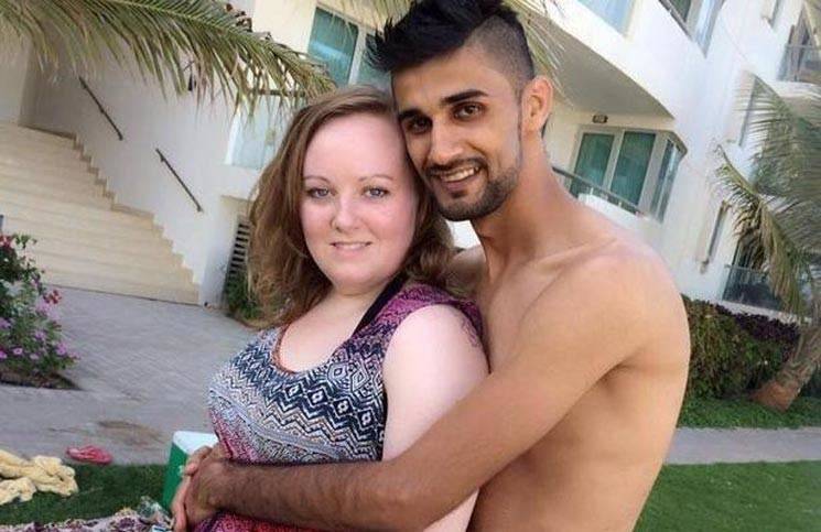 عربي اتهم زوجته بممارسة الدعارة.. وهذا ما فعله بها!