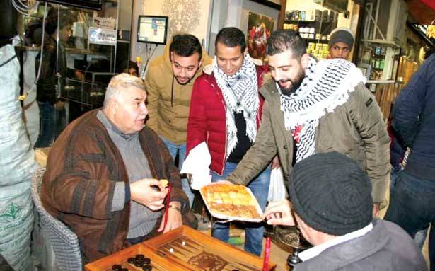 عملية القدس مقاومة مستمرة
العدو ينتقم من اهل الشهيد قنبر