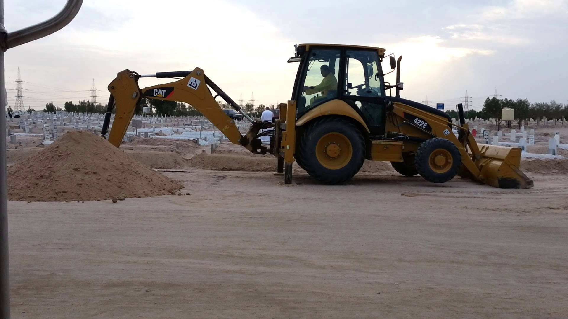 قصة مروّعة.. كويتي ذهب لدفن قريبه فحُشر في قبر آخر