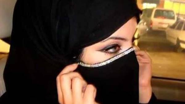 جدل على مواقع التواصل.. هل منع المغرب البرقع؟