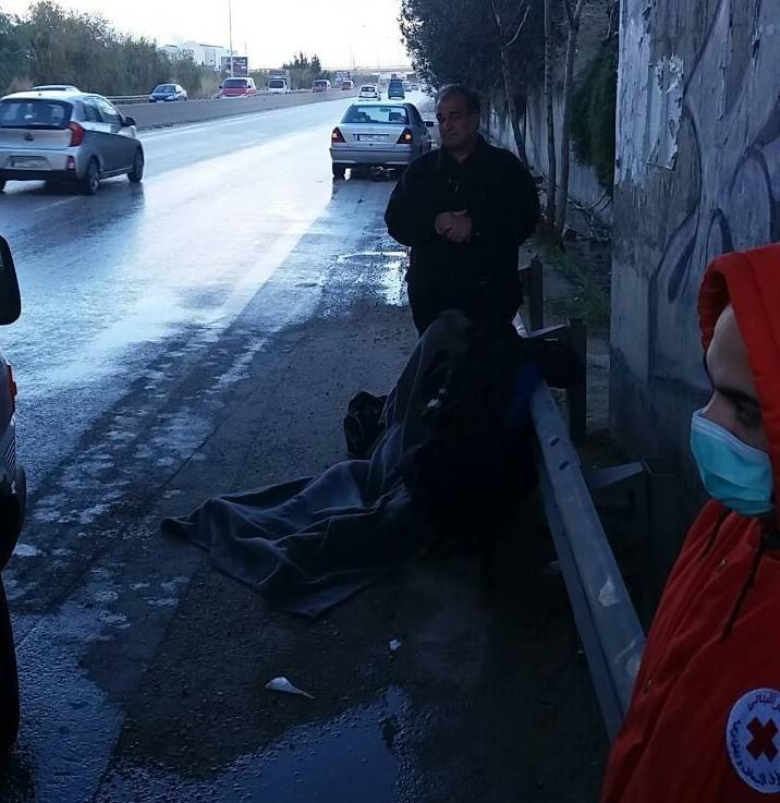توفي عند جانب الأوتوستراد .. هذا ما حصل لعلي!