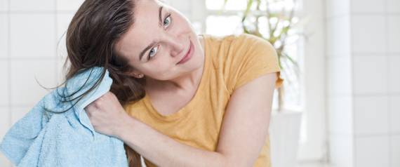 هذه العلامات تدل على أن منشفتك قذرة وعليك غسلها فوراً!