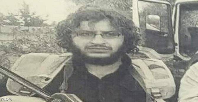 "طبيب داعش".. خلع ثوب المهنة وانضم للإرهابيين وشارك في اغتصاب الأطفال حتى سقط بضربة جوية