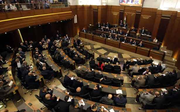 الحلّ بمجلس نيابي جديد لسنتين على قانون الستين معدّلاً