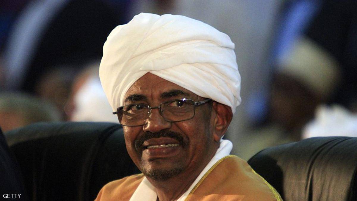 الرئيس السوداني يجري قسطرة استكشافية