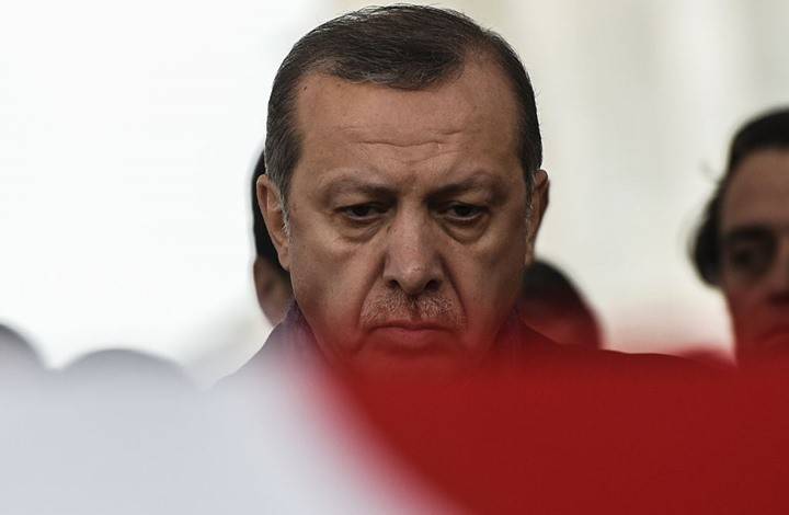 مفاجأة من العيار الثقيل: رئيس حرس أردوغان كان يخطط لقتله كما السفير الروسي