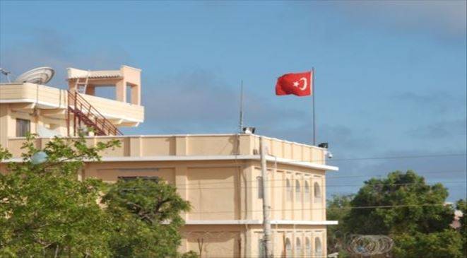 فرار من السفارة التركية