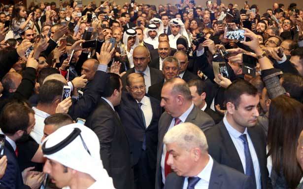 عون اختتم زيارته السعوديّة وحطّ في قطر :
نتمنّى على قطر مُواصلة جهودها لكشف مصير المخطوفين
