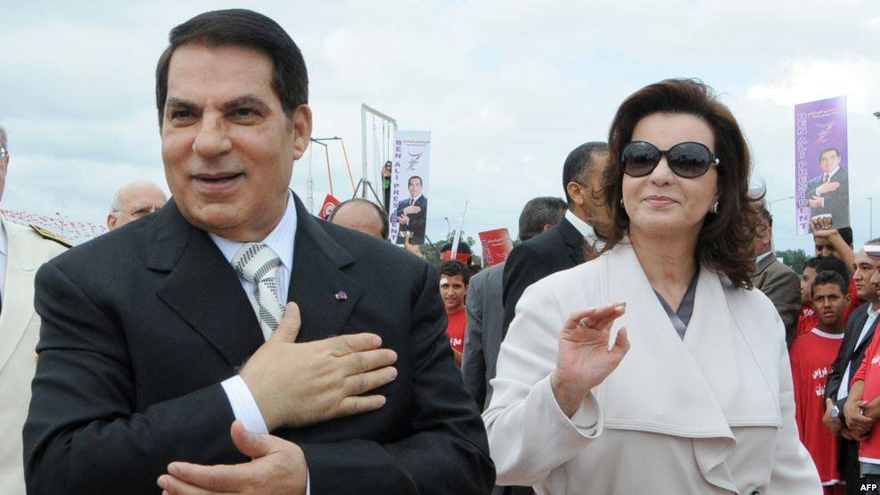 لحظة الهروب: ليلى وصفت بن علي بالأحمق وقائد الحرس شتمه