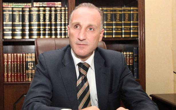 الأسعد: الطبقة السياسيّة لن تقبل إلا بـ «الستين»
