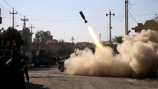داعش يفجر جسورا في الموصل لعرقلة القوات العراقية