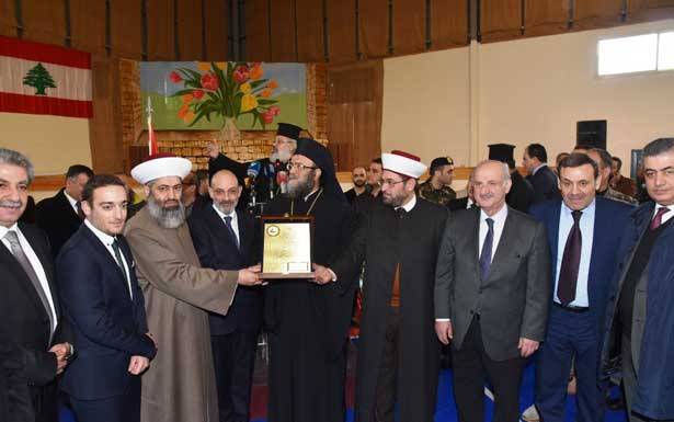 حفل تكريمي أقامه المطران منصور تكريماً للصراف
وزير الدفاع : سنُواجه الإرهاب بوحدتنا وجيشنا 
راعي أبرشيّة عكّار : الجيش أبقى كرامة البلد مصانة