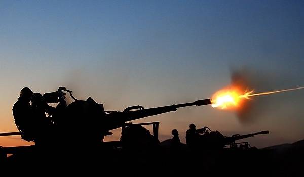الدفاعات الجوية في طهران تسقط هدفًا طائرًا
