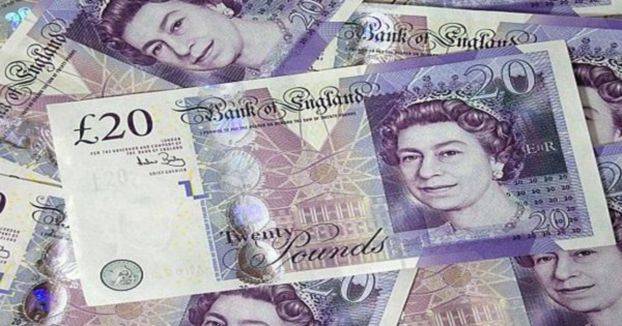 الإسترليني بأدنى مستوى منذ 32 عاما