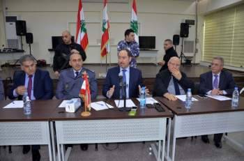 المحافظ ضو يترأس اجتماعا تربويا امنيا في السراي من اجل "من اجل مدرسة آمنة"