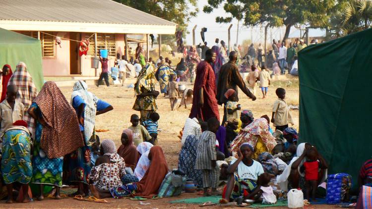 نيجيريا.. مقتل أكثر من 100 مدني بغارة لطيران الجيش استهدفت بالخطأ مخيما للاجئين