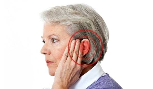 4 أطعمة تساعدك على التخلص من مشكلة رنين الأذنين أهمها الثوم