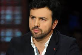 طفلا تيم حسن يشعلان "انستغرام" بوسامتهما.. هل يشبهانه؟