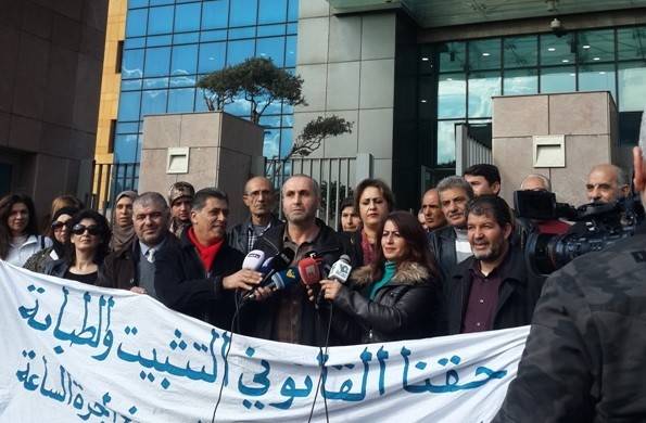 متعاقدو الثانوي يعترضون على ادخال الفائض والحاقهم في الملاك