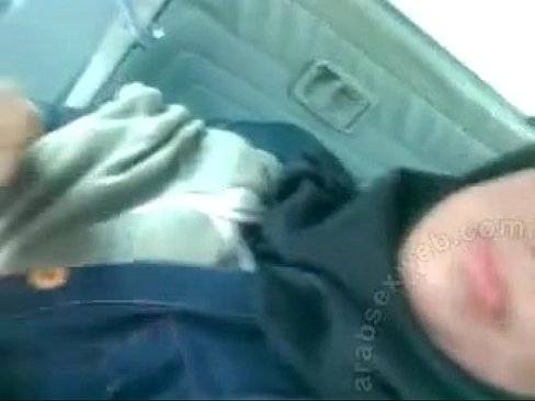 تستدرج عشيقها وتقتله بمساعدة زوجها