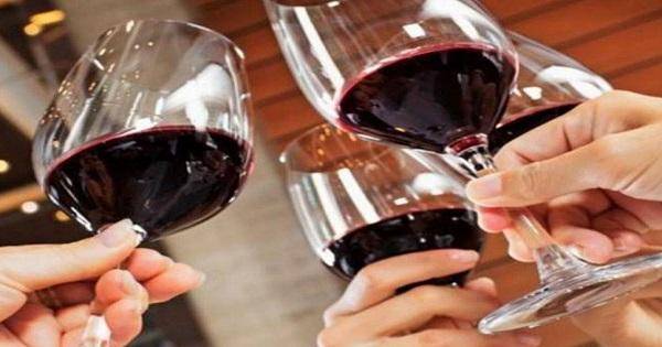 اشربوا النبيذ قبل النوم وستذهلكم النتيجة