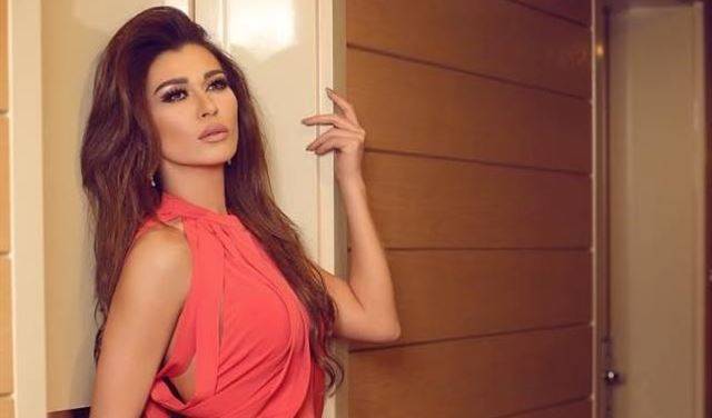 نادين الراسي: هكذا اشرف من كلمة مطلقة!