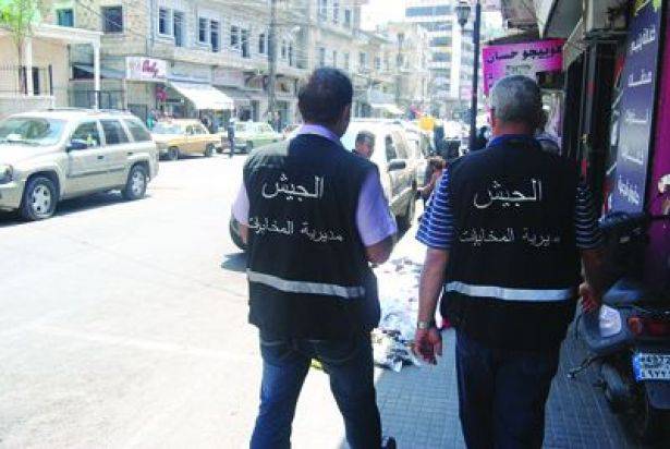 الجيش يوقف 66 سوريا في مجمع الأوزاعي لمخالفتهم شروط الإقامة