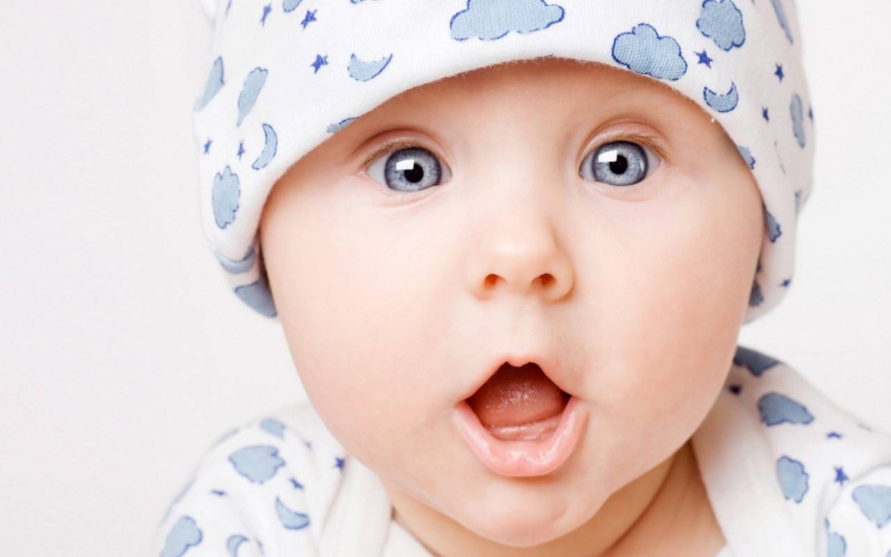 طبيب يحذر: إياكم إعطاء هذه الأدوية لأطفالكم!