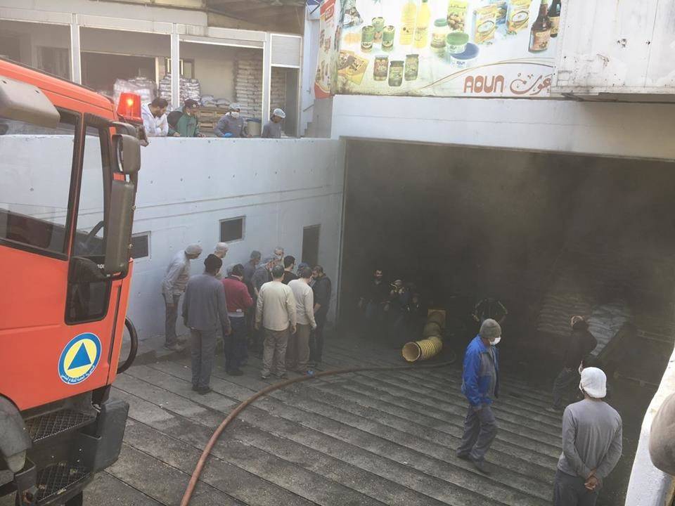 بالصور.. النيران التهمت معملًا للحبوب في المتن
