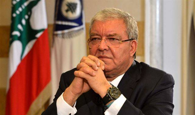 لقاء رباعي قريباً.. وماذا سيطلب المشنوق من عون اليوم؟