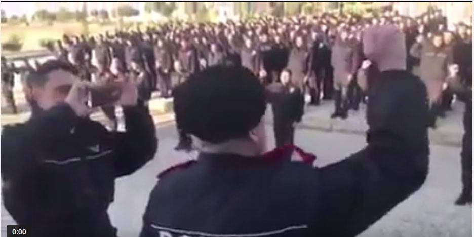 بالفيديو  الجيش السوري الحر يمجد اردوغان وتركيا في قسمه