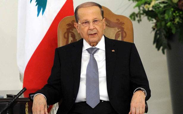 «فخ سياسي» لعون ليوقع على التمديد