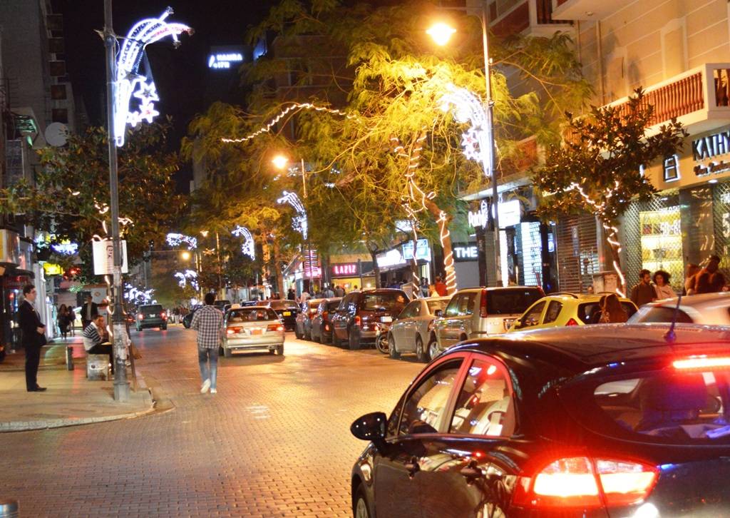 ماذا قال نقيب أصحاب المطاعم عن ارتياد اللبنانيين لشارع الحمرا بعد القبض على الانتحاري عمر؟